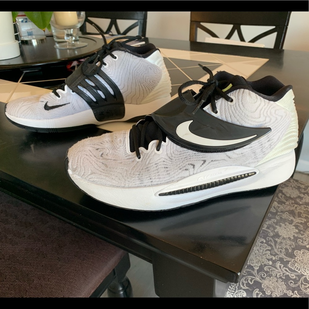 Brand new KD 14’s size 11.5